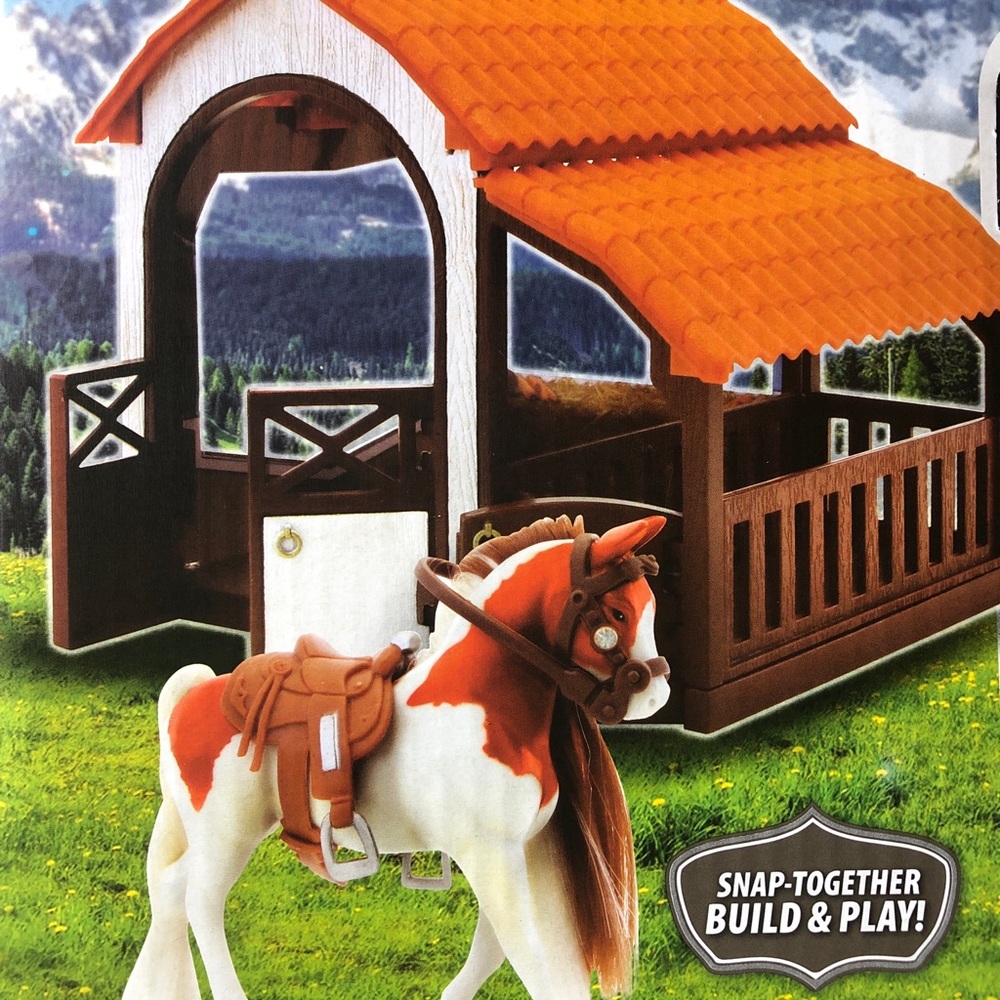NEW LANARD Royal Breeds Build-A-Stable Set Chestnut Tobiano Horse Figure 13 PCS - Picture 4 of 6